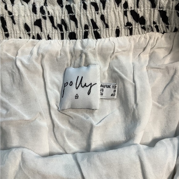 Princess Polly skirt - Picture 2 of 3